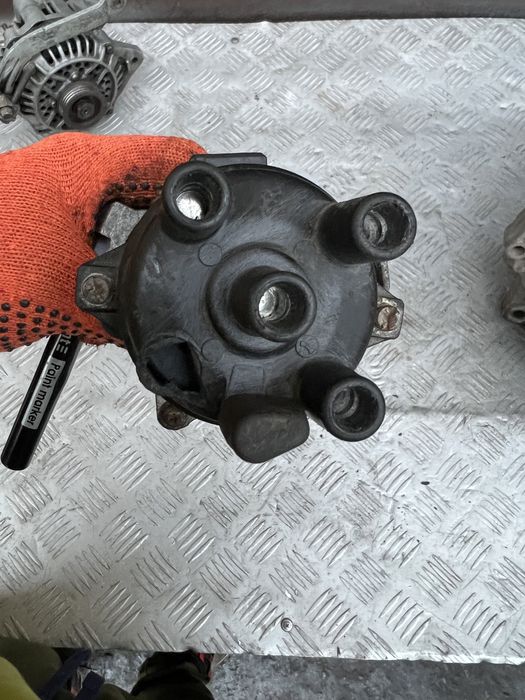 Трамблер 2.0 Mitsubishi galant 6 галант 90 год