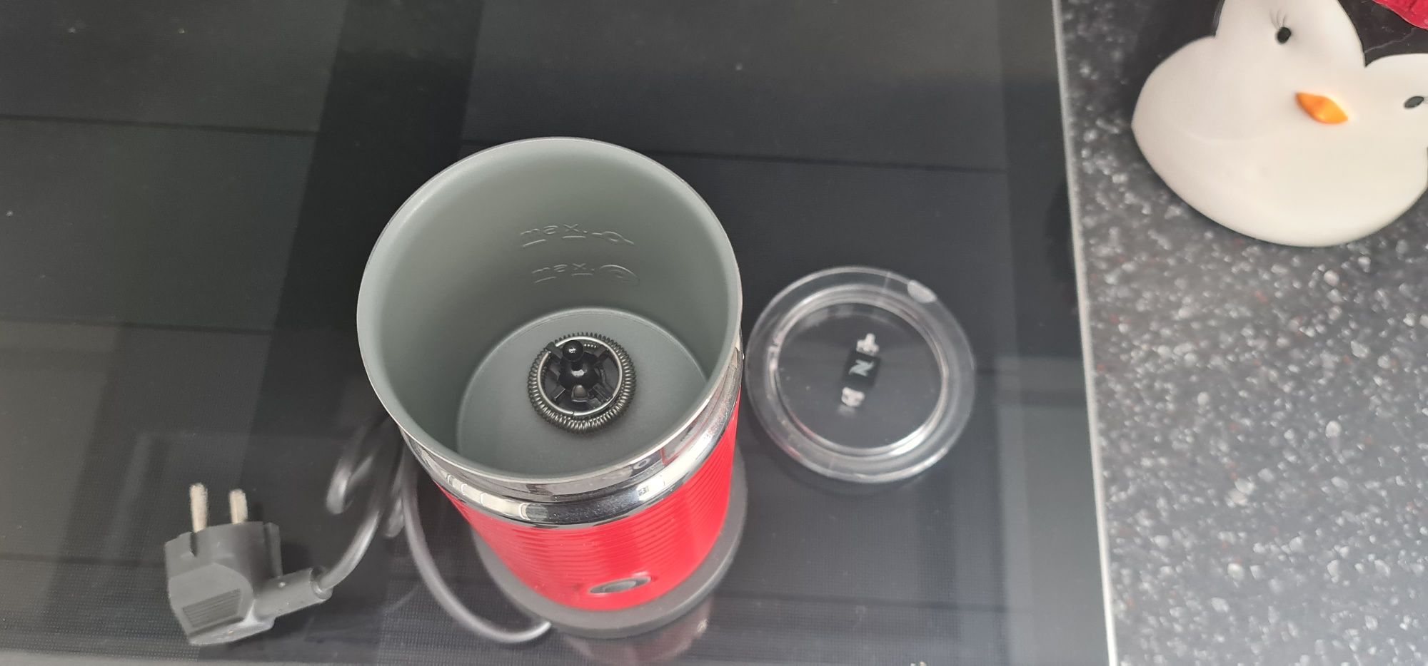 Vendo aeroccino 3 Nespresso novo