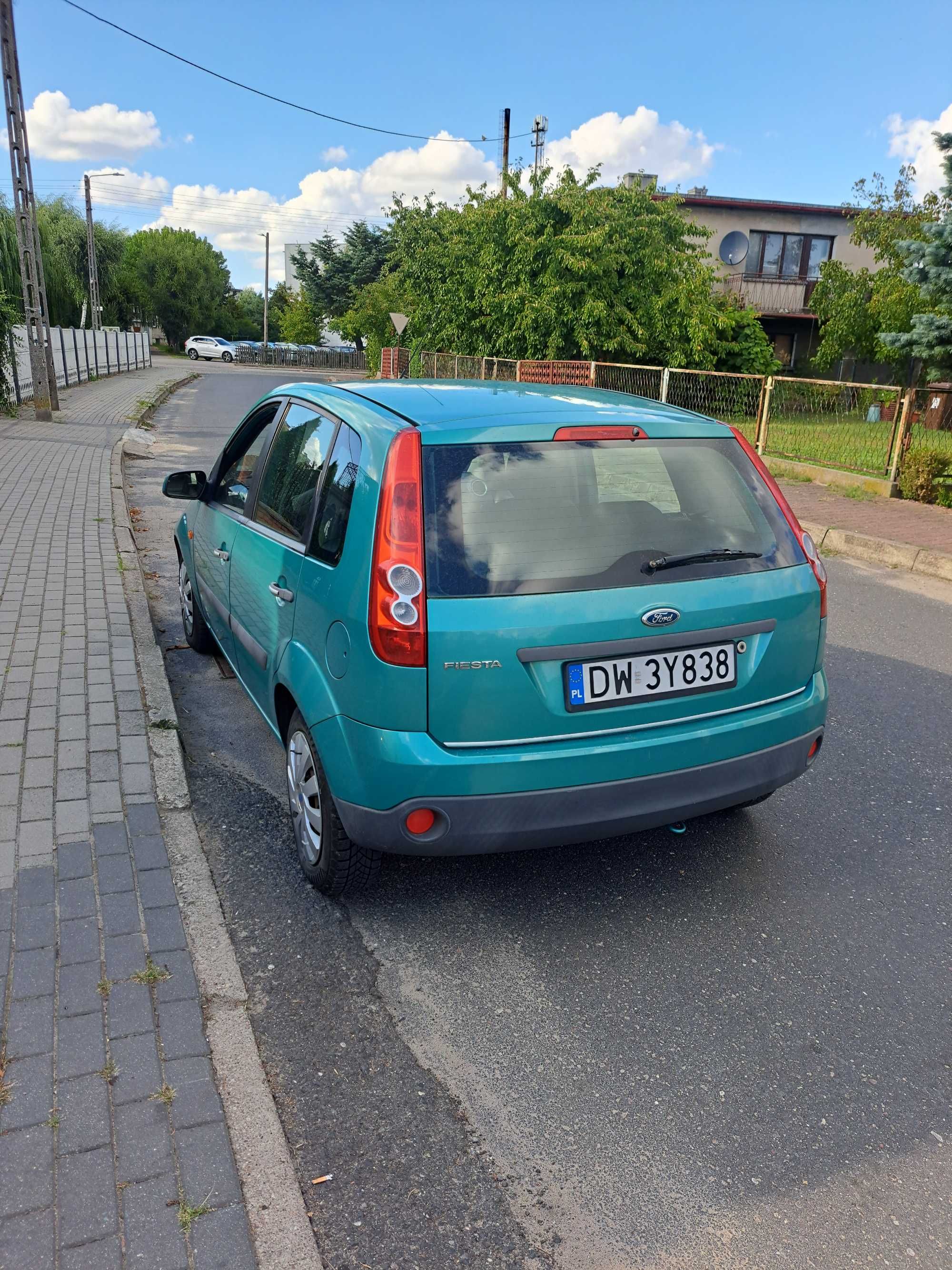 Ford Fiesta 1.3 benzyna Klimatyzacja