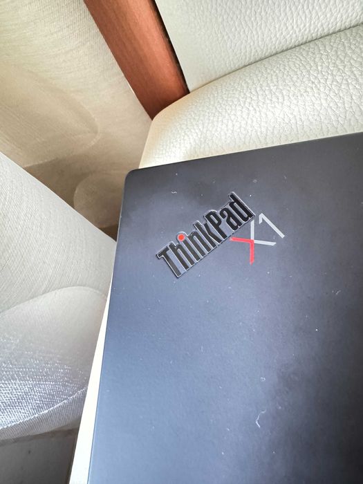 Lenovo ThinkPad X1 Carbon Gen8-14"FHD Tactil/i7-10610/16G Ram/Ssd 512G