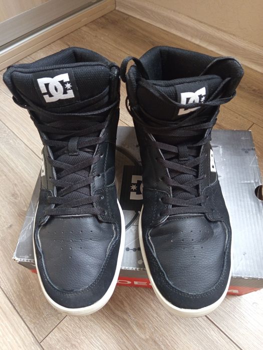 DC Shoes Cure High-Top Leather