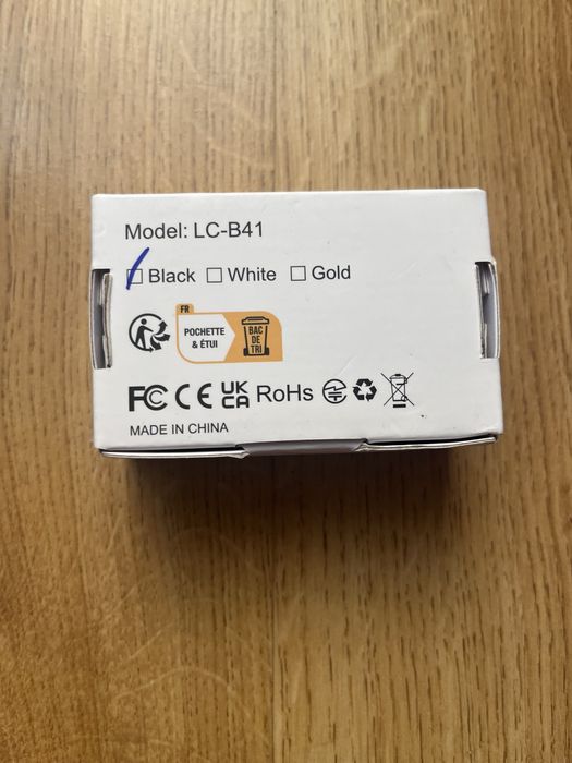 Блютуз гарнитура New Bee LC-B41 новая!