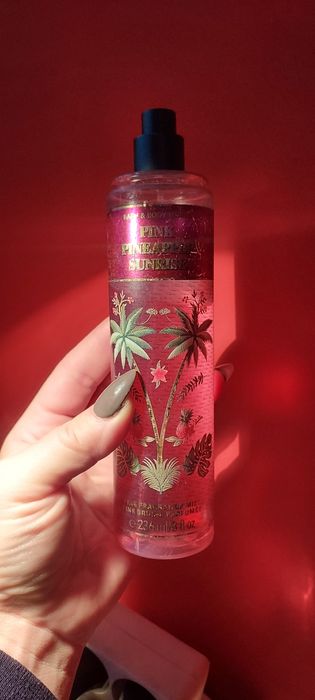 Mgielka Bath and Body Works  Pink Pineapple Sunrise 75% zostalo