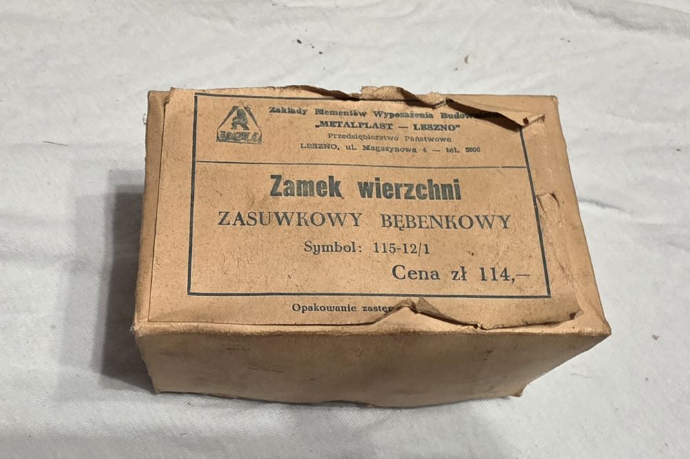 Zamek wierzchni zasuwkiwy bebenkowy