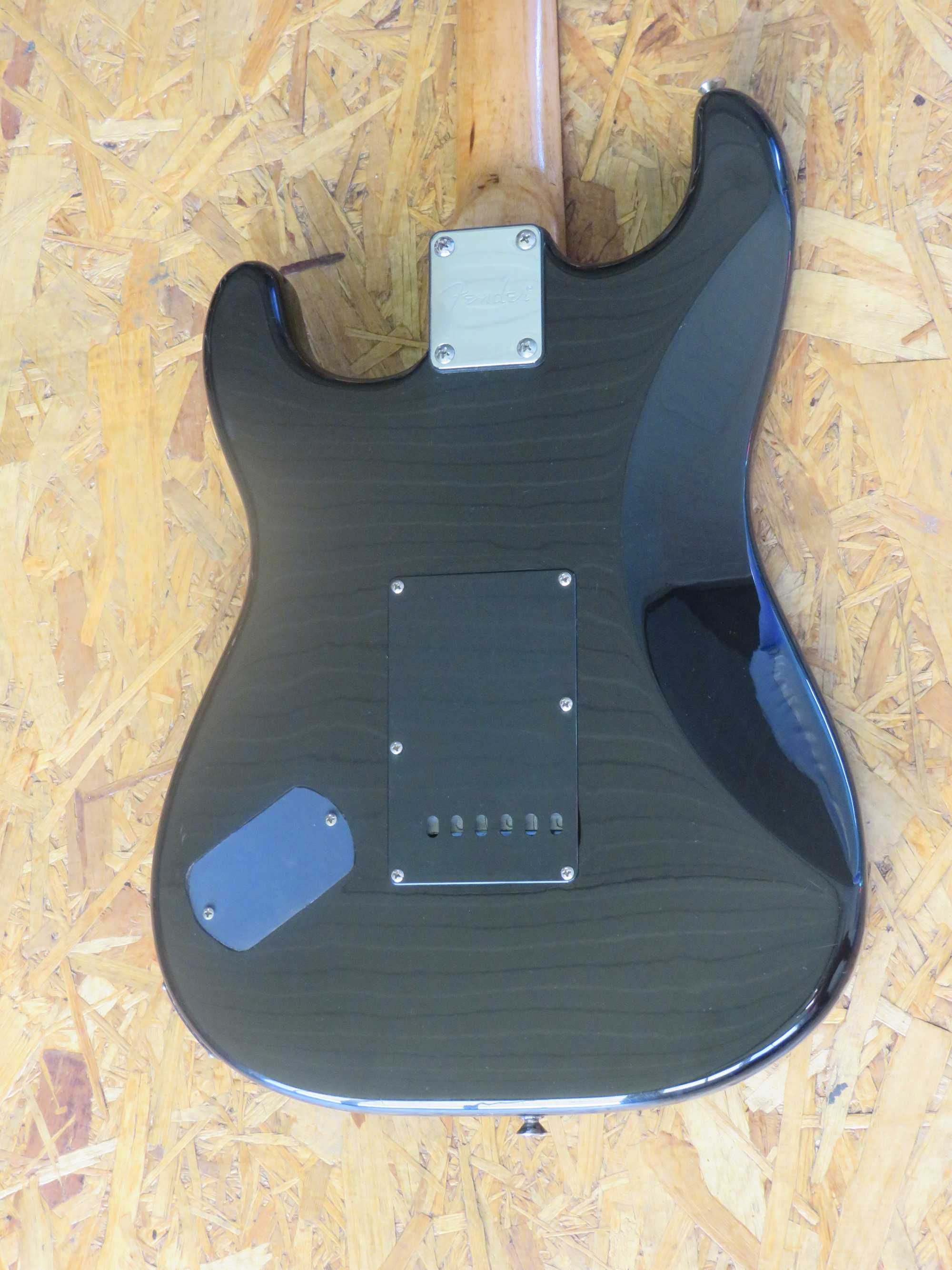 Fender Roland Ready - Pickups Tex Mex - Braço Ibanez anos 70