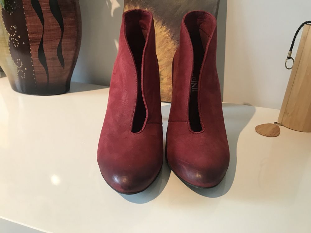 Buty  Carinii rozmiar 37