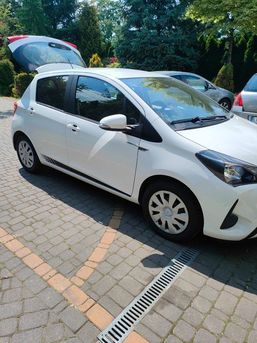 Toyota Yaris  38 tys. km, 2018 Salon