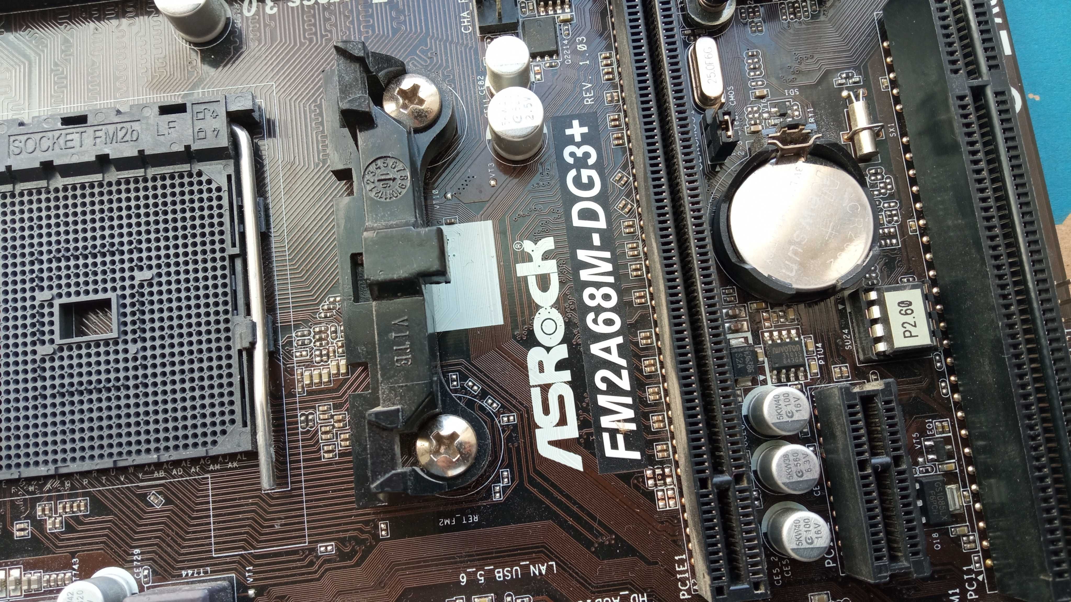 Материнская плата ASRock FM2A68M-DG3+ (sFM2/FM2+, AMD A68H, PCI-Ex16)