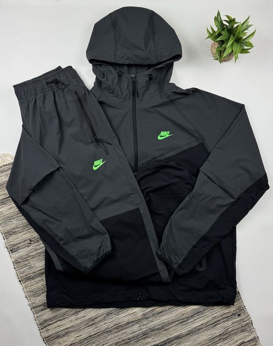 Костюм Nike Tech Fleece Woven HM7151-013__HM7158-060