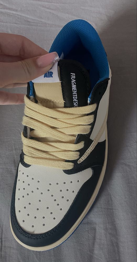 Air Jordan 1 Low Fragment x Travis Scott