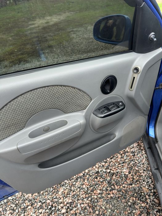 Продам Chevrolet Aveo 2005