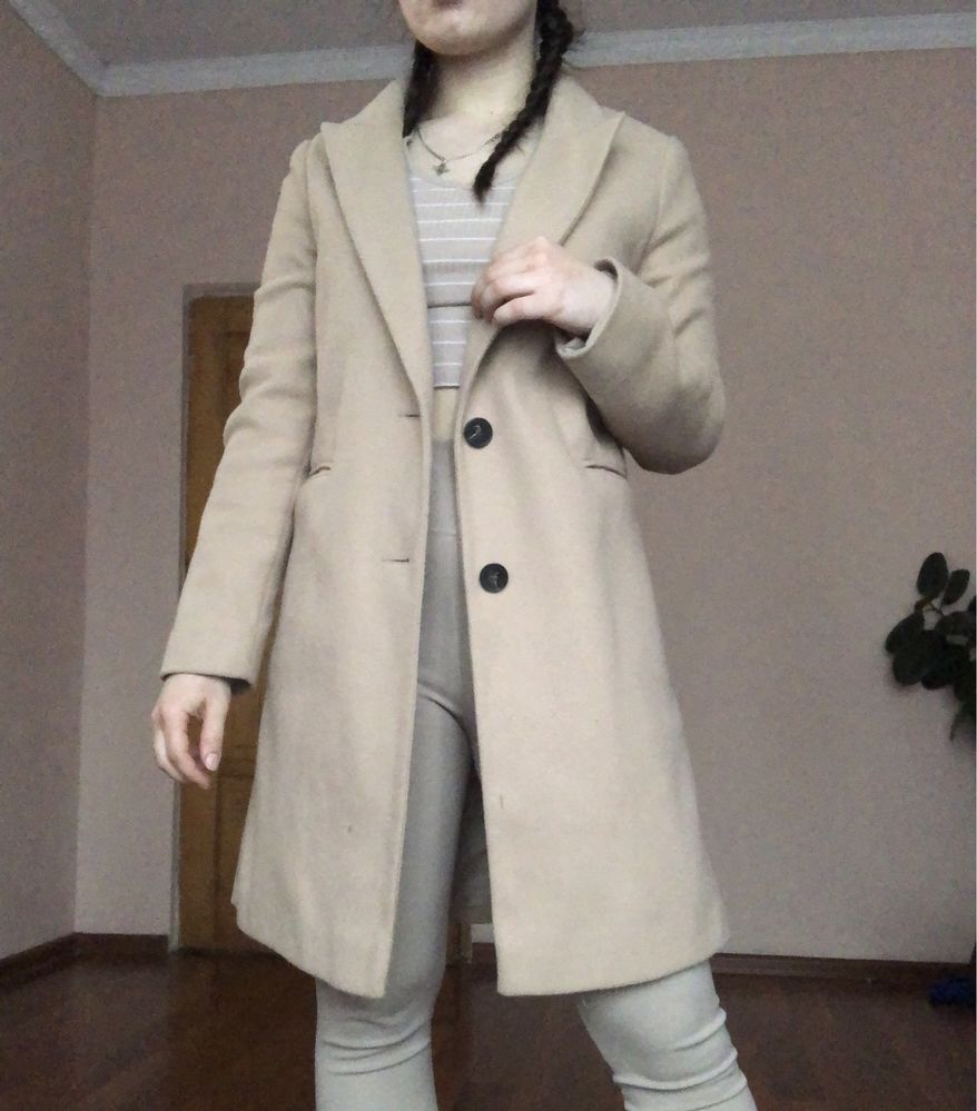 Пальто фірми Primark