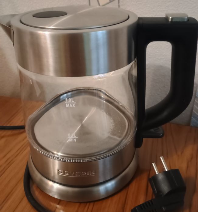 Електрочайник Severin 1 літр