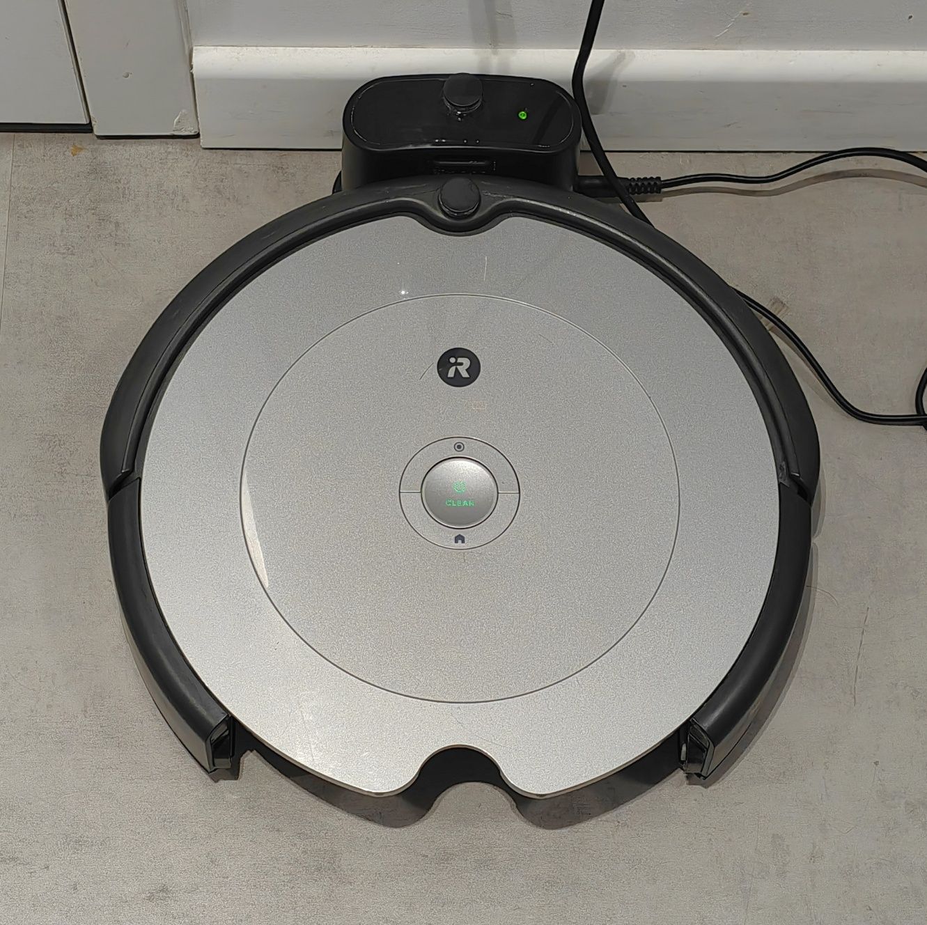 iRobot Roomba 694