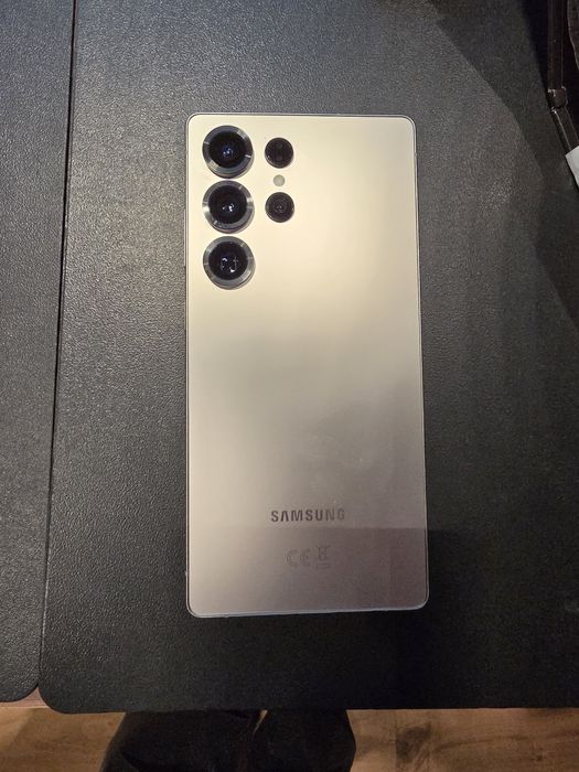 Samsung Galaxy S25 Ultra 1Tb como novo