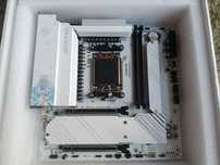 Материнська плата AMD AM5, JGINYUE B650M Snow Dream