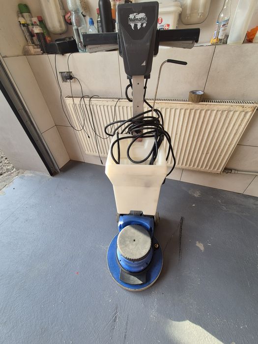 Szorowarka jednotarczowa hako 240 do podłóg dywanow polerka