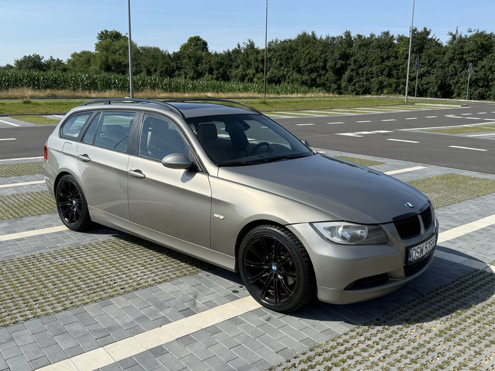 BMW serii 3 e91 320D 2008r Panorama automat