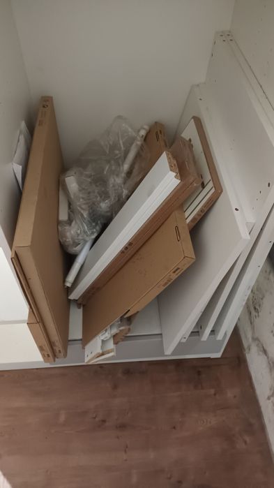 Cama criança com secretária