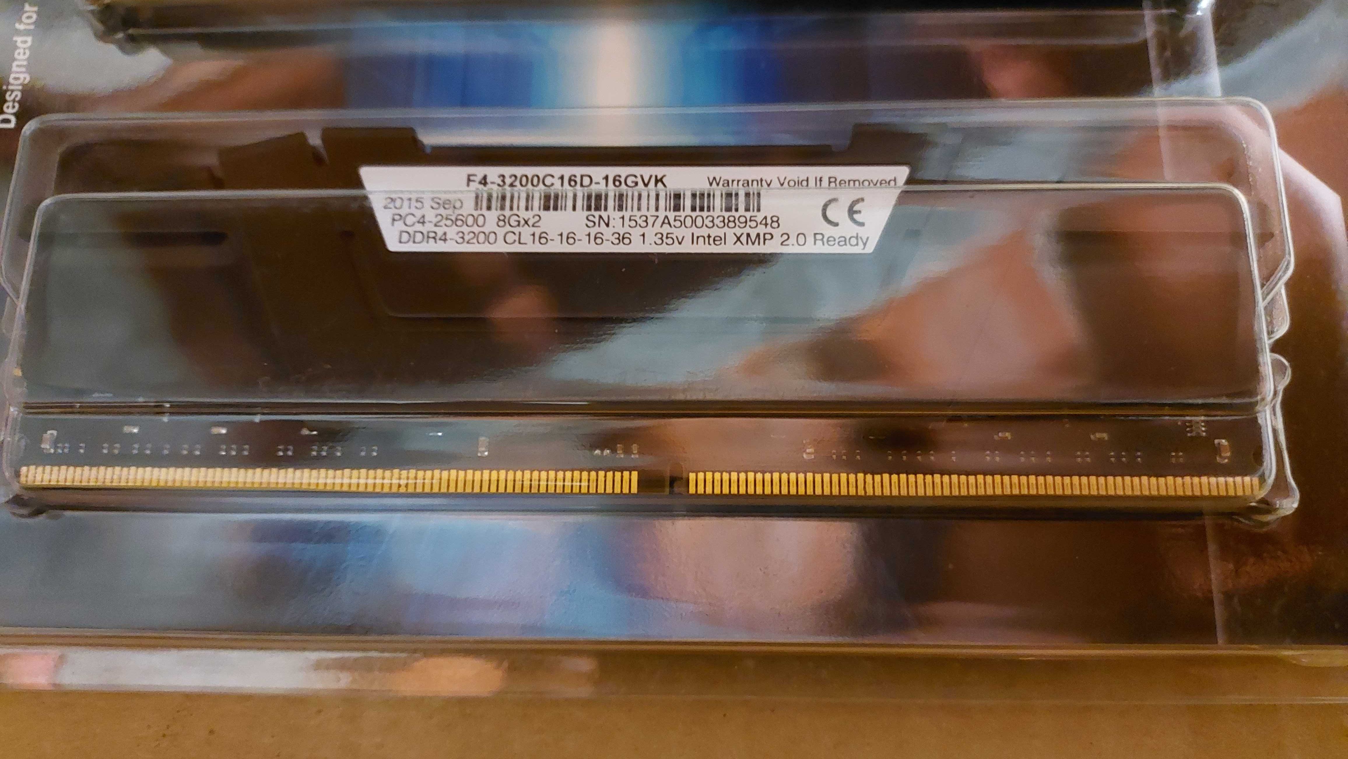 Memória RAM G.SKILL Ripjaws V 16GB (2x8GB) DDR4-3200MHz