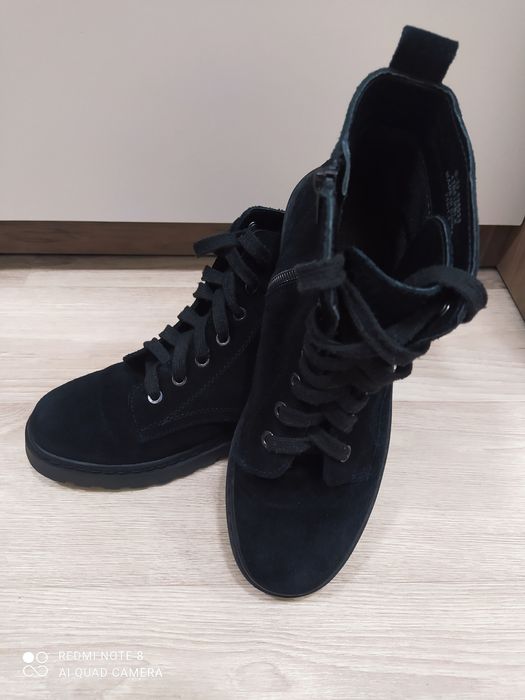 Черевики жіночі демісезонні 39 розмір