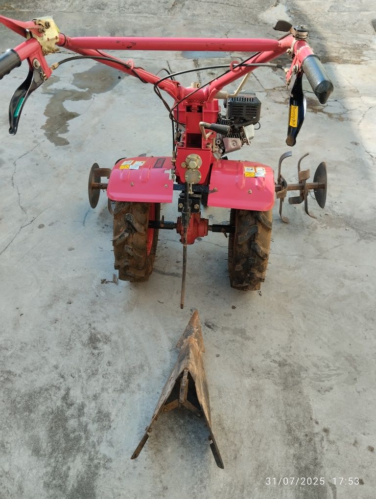 Motocultivador a gasolina