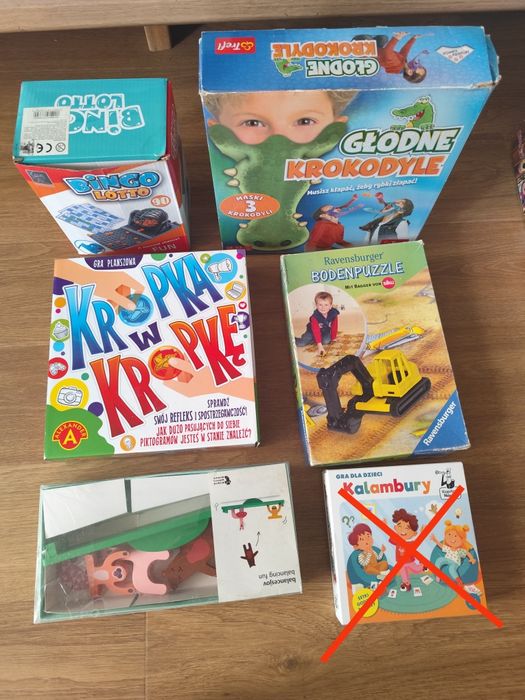 Puzzle planszowki gry układanki