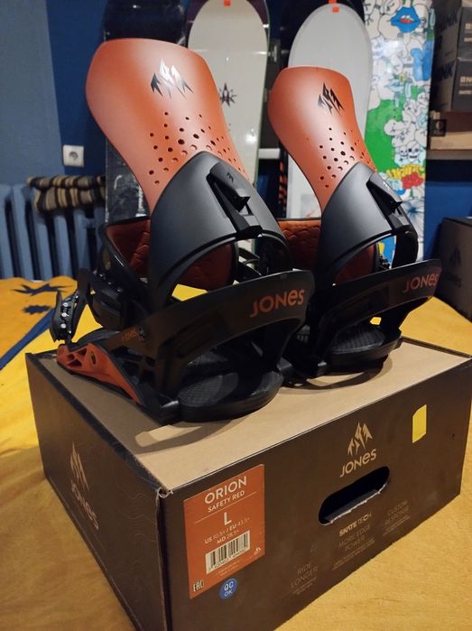 OkazjaS! 1199 zł zamiast 1500 zł -21% Wiazania Jones Orion L 43+