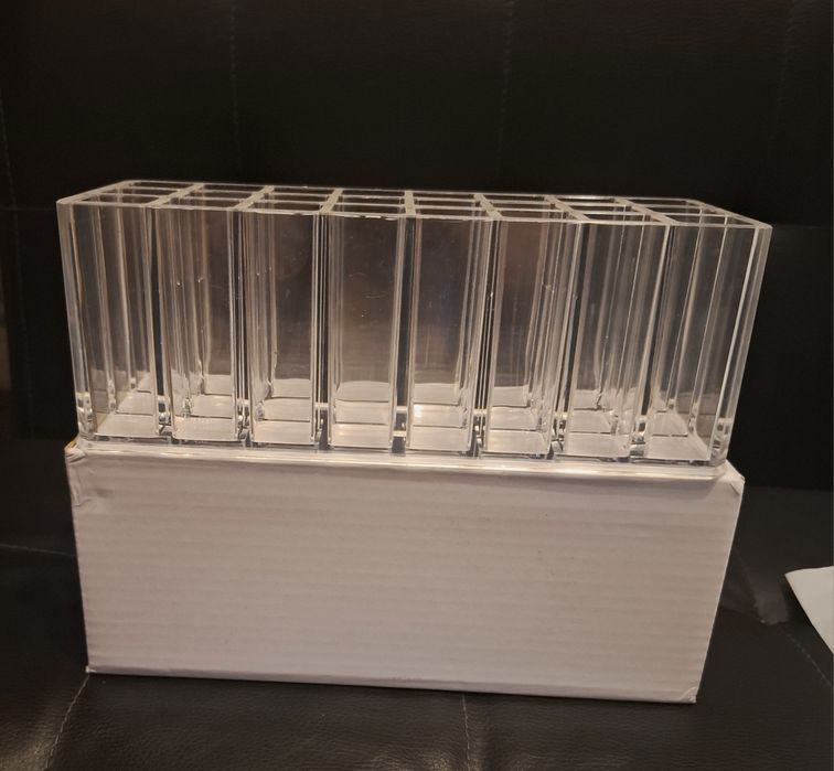 Organizer na tusze błyszczyki. Nowy