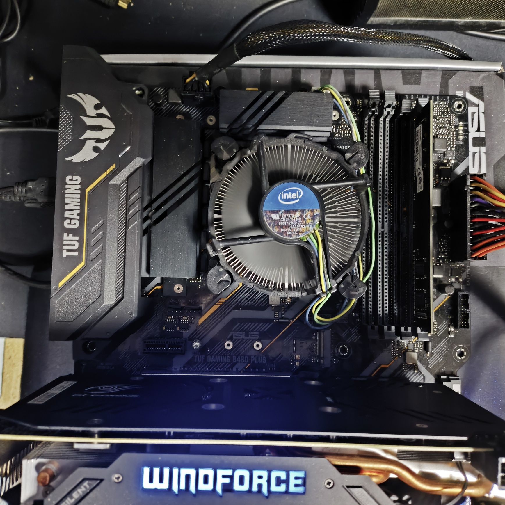 Placa gráfica Gigabyte G1 Gaming R9 380 4GB com caixa