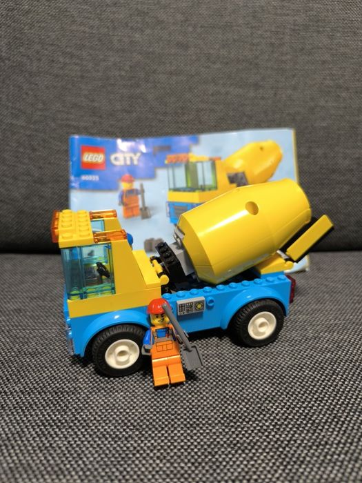 LEGO City 60325 betoniarka