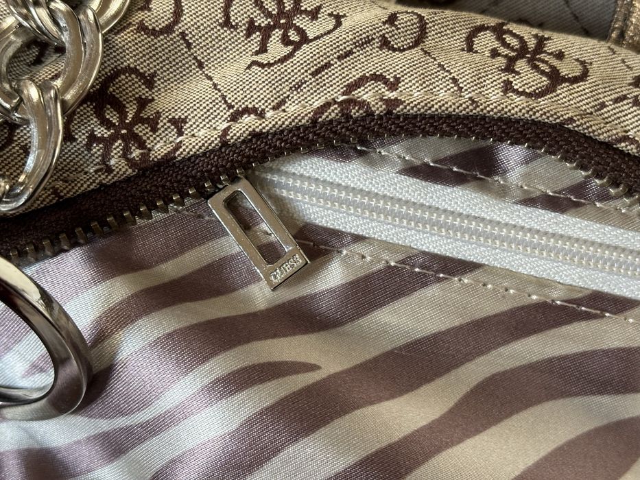 Torebka Guess vintage y2k beżowa z klamrą brąz