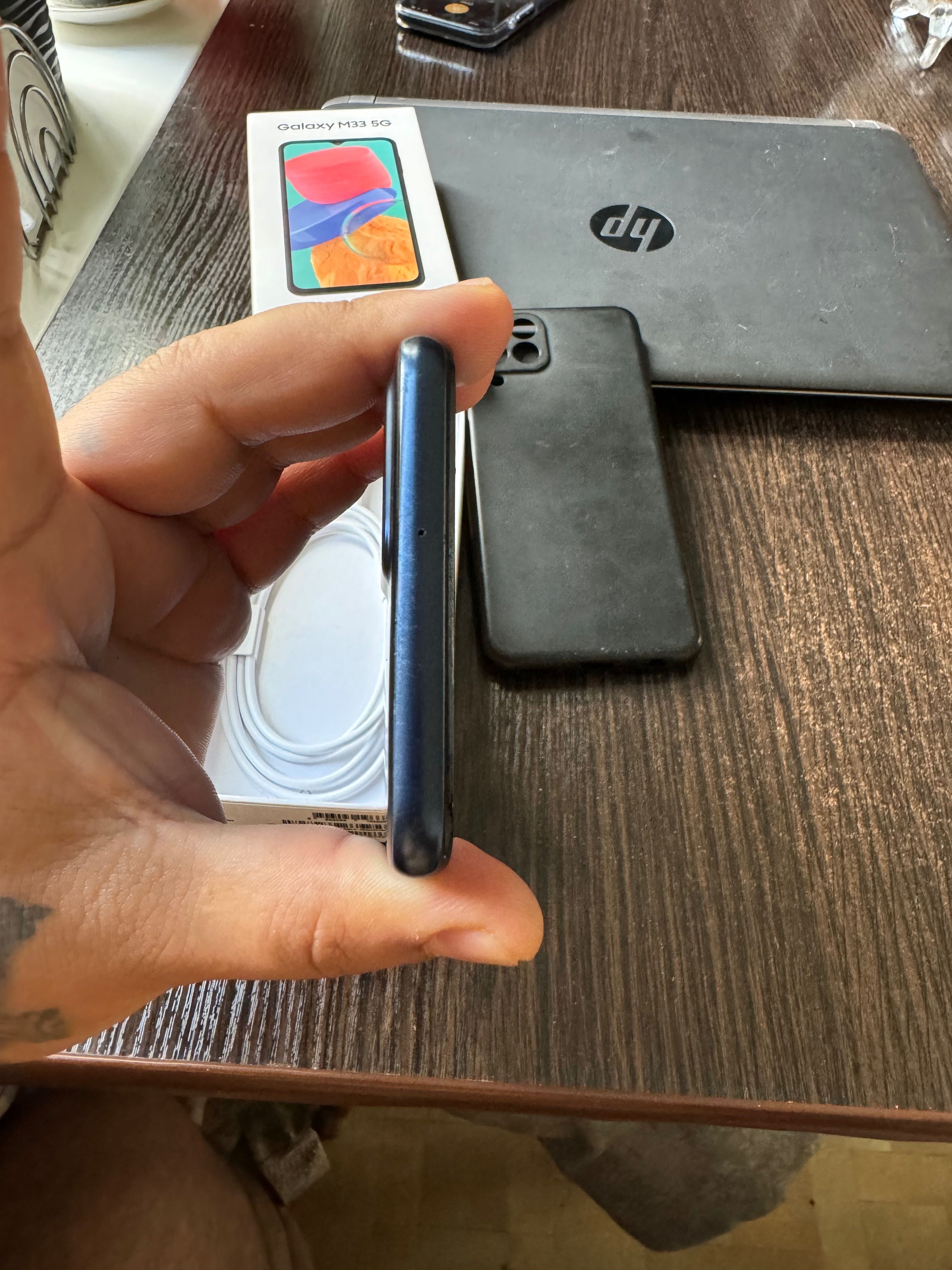 SAMSUNG Galaxy M33 5G