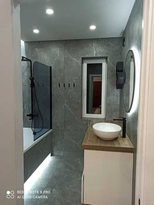 Układanie płytek. Murowanie z betonu komorkowego