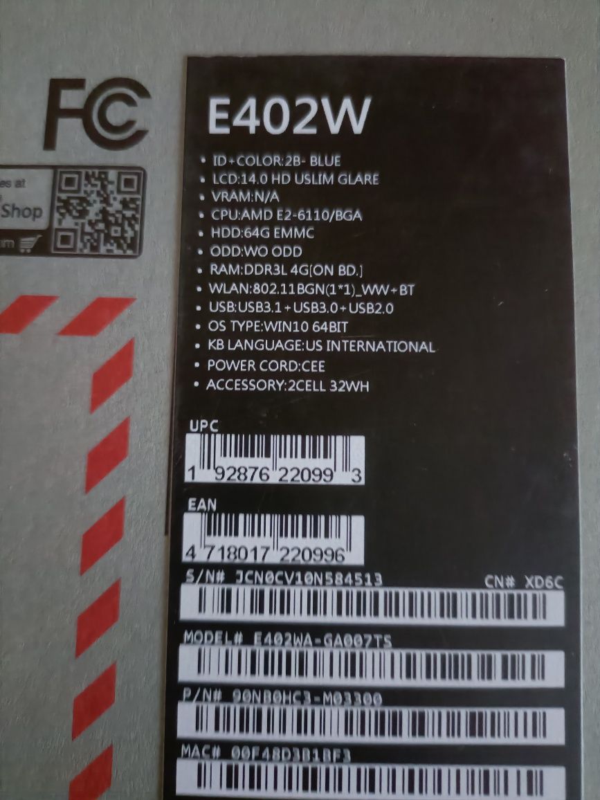 Oryginalne opakowanie Asus E402W