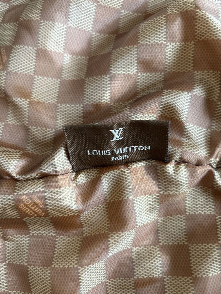 Przejsciiwa Kurtka plaszczyk Louis Vuitton 36 38 M