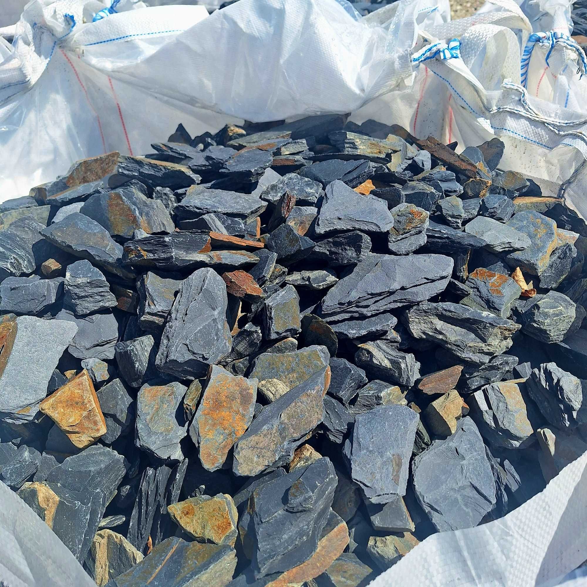 Kora kamienna czarna antracytowa 40-80 mm na rabaty do gabionu dostawa