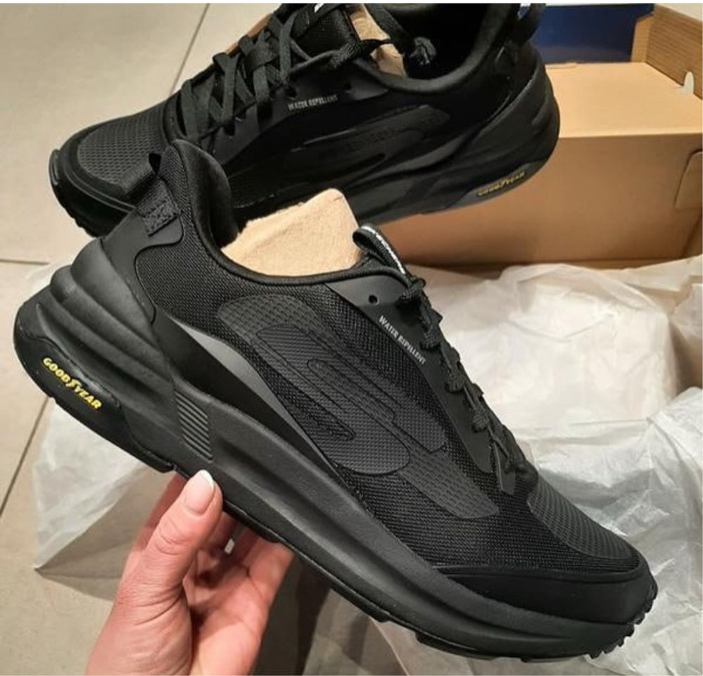 Чоловічі оригінальні кросівки Skechers Global Jogger