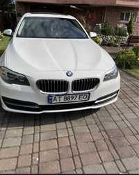 Автомобіль BMW528i 2013