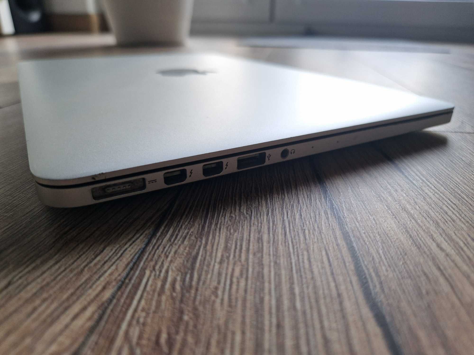 Laptop Macbook A1502 Retina 8GB RAM 500GB pamięci