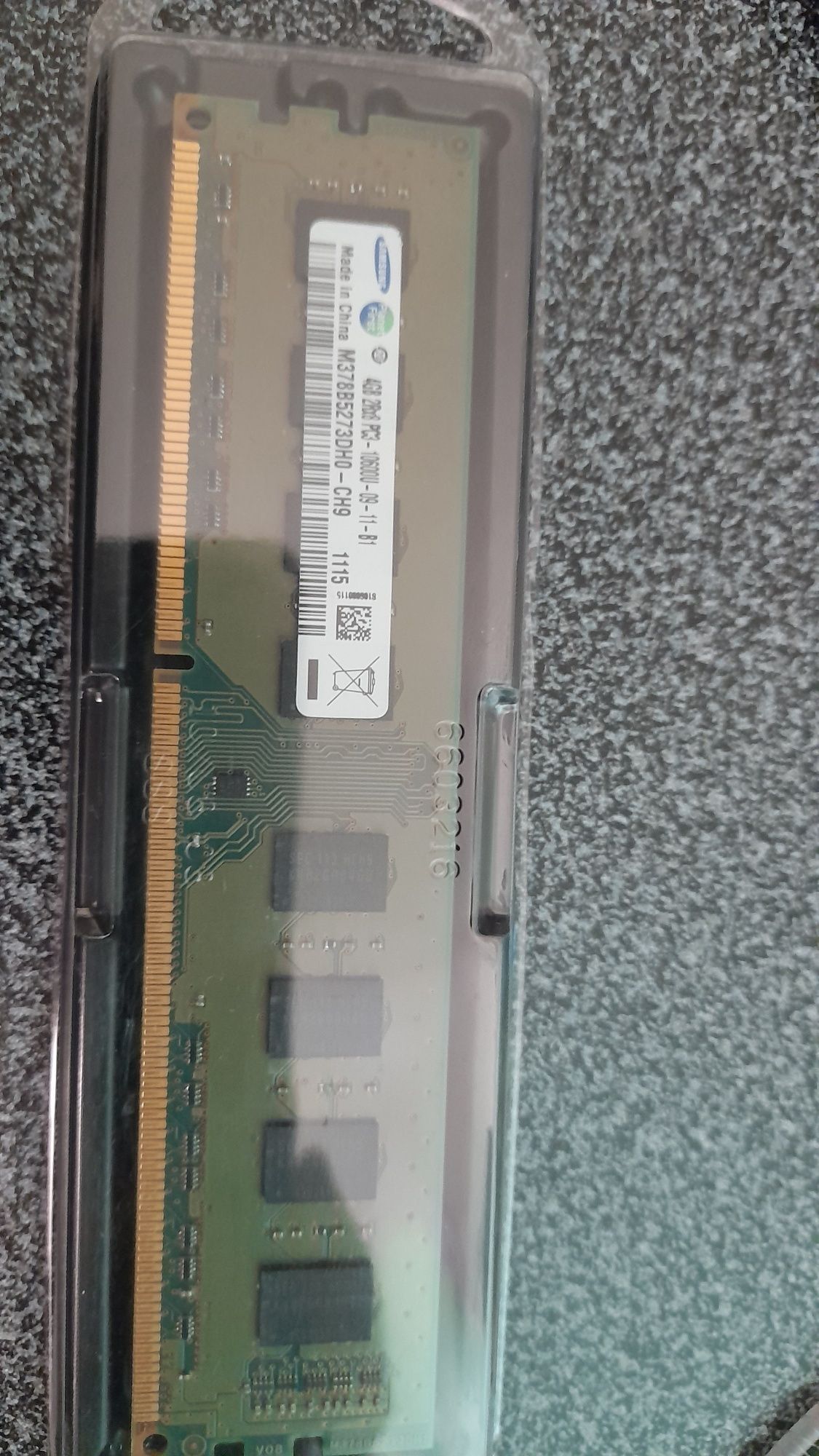 Продам оперативну пам'ять DDR3 4Gb Samsung