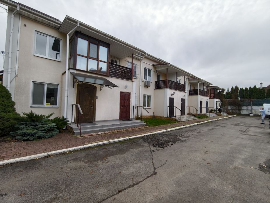 Оренда будинку(таунхаус) Святопетрівське газ/генератор/2паркомісця