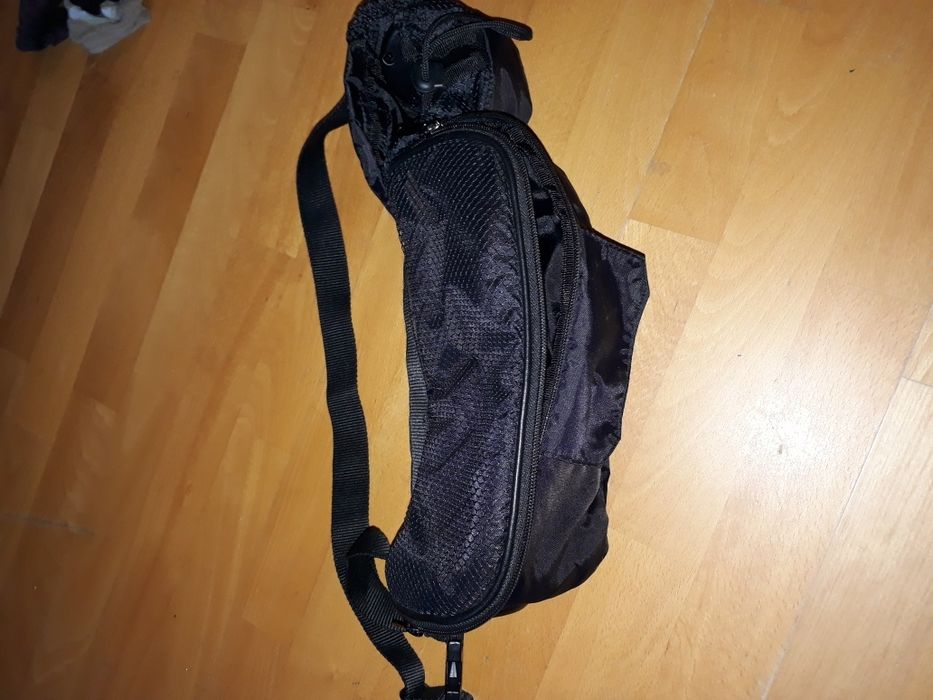 Продаю подсумок ( бананка)