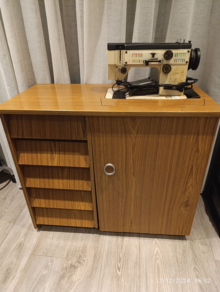 Máquina de costura semi-industrial ALFA