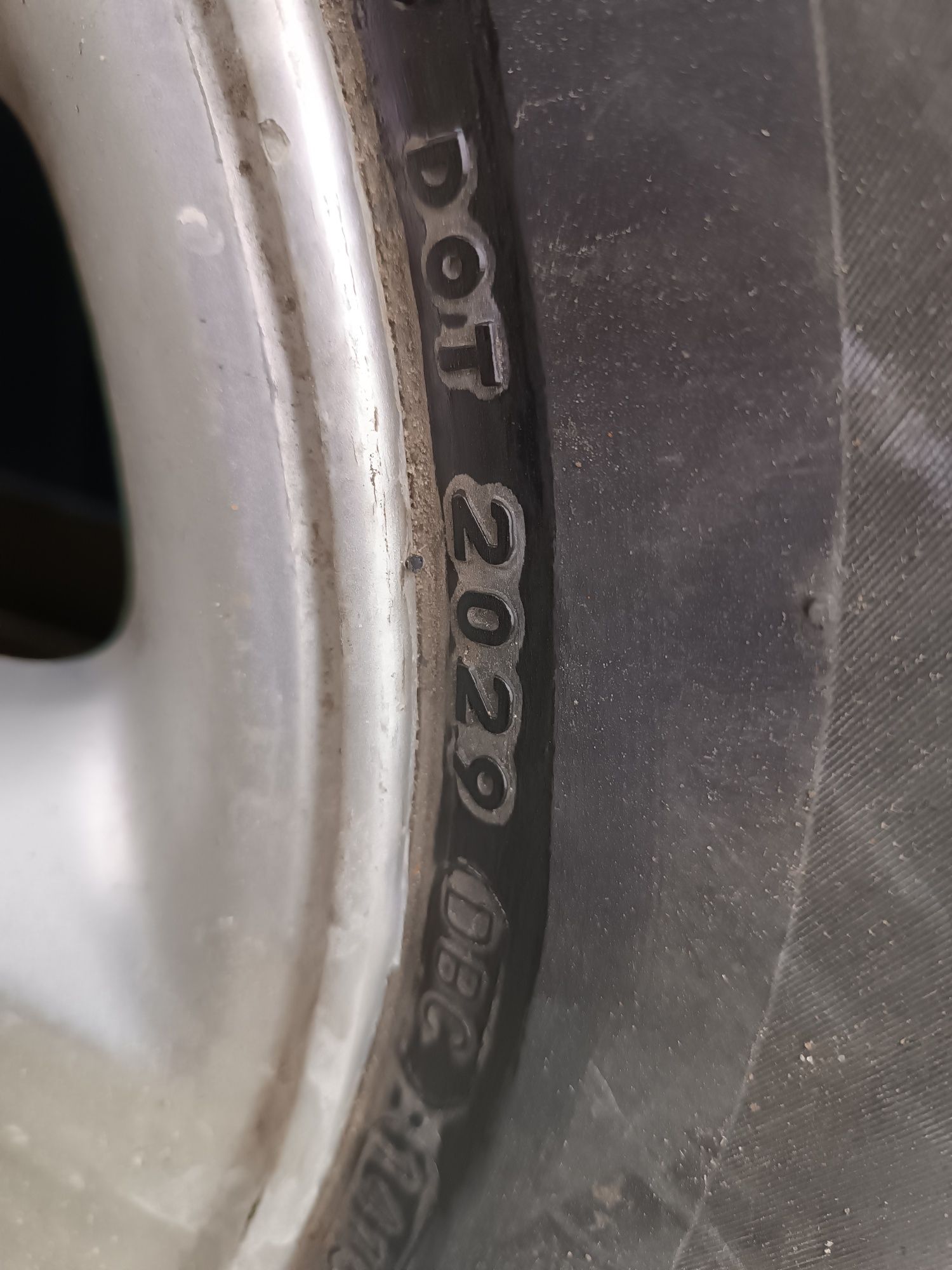 Koła 6x 139,7xR15 opony 265/70 R15