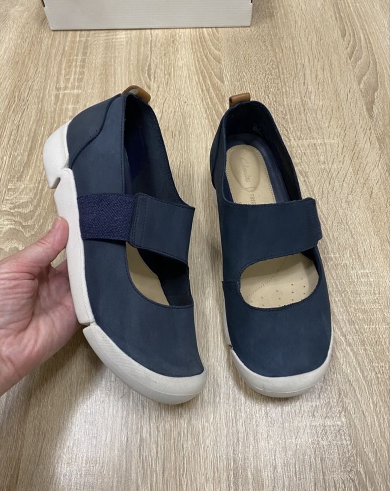 Clarks trigenic 39р. шкіряні (нубук) мокасини балетки туфлі
