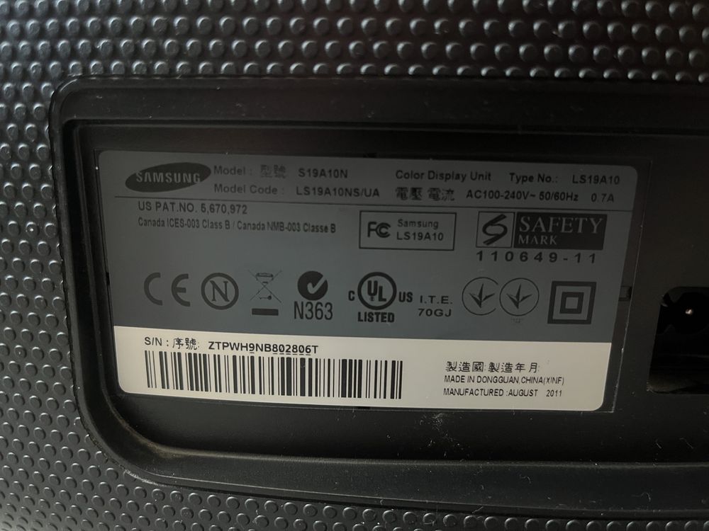 Монитор для ПК Samsung 19’ идеал.