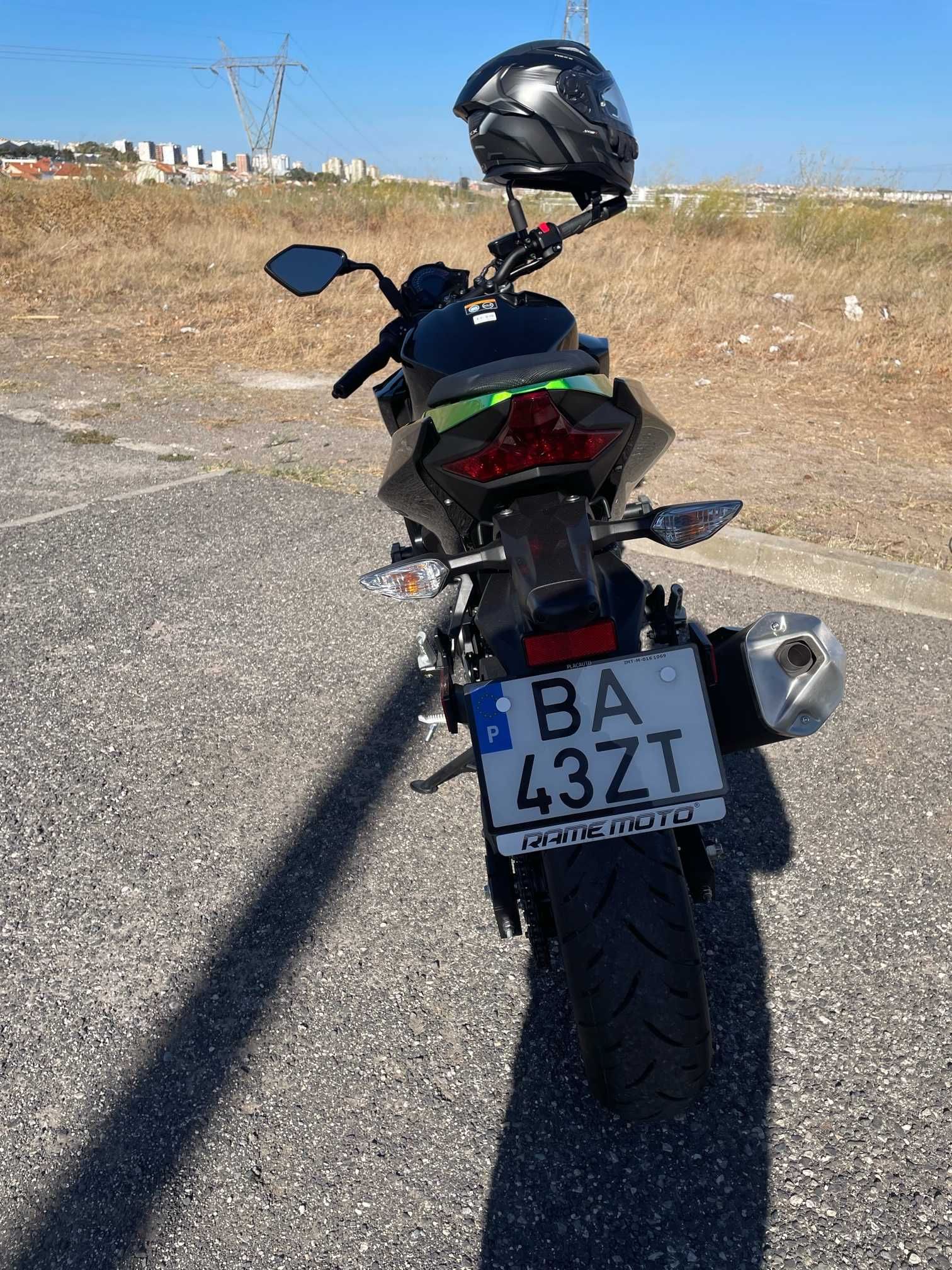 Mota Kawasaki Z400