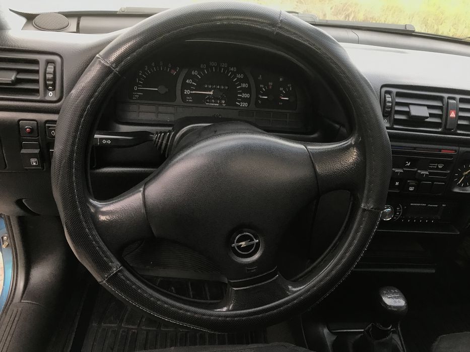 Продам Opel Vectra A 2.0 GT