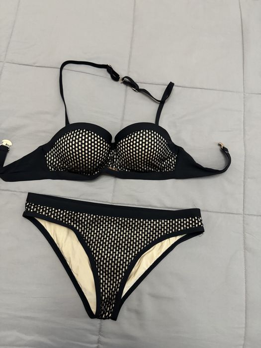 Продам купальник Anabel Arto
